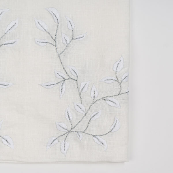 Nappe à thé «Feuilles blanches »