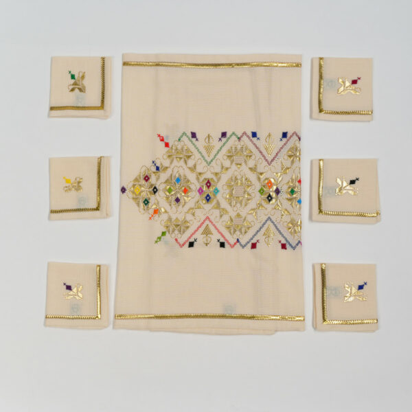 Chemin de table «Habiba»
